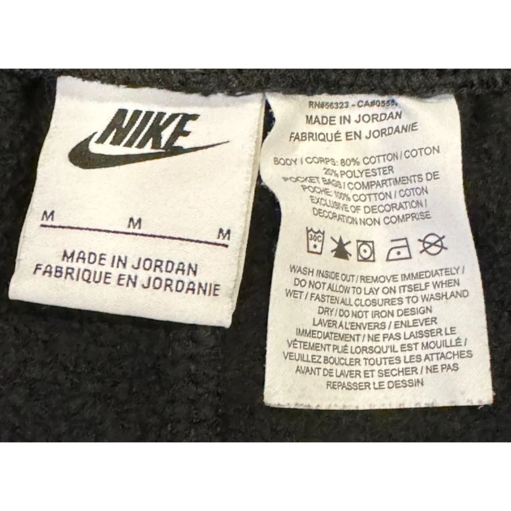 Nike Sportswear Club Fleece Black Sweat Shorts Big Swoosh Logo Men's Size (M)